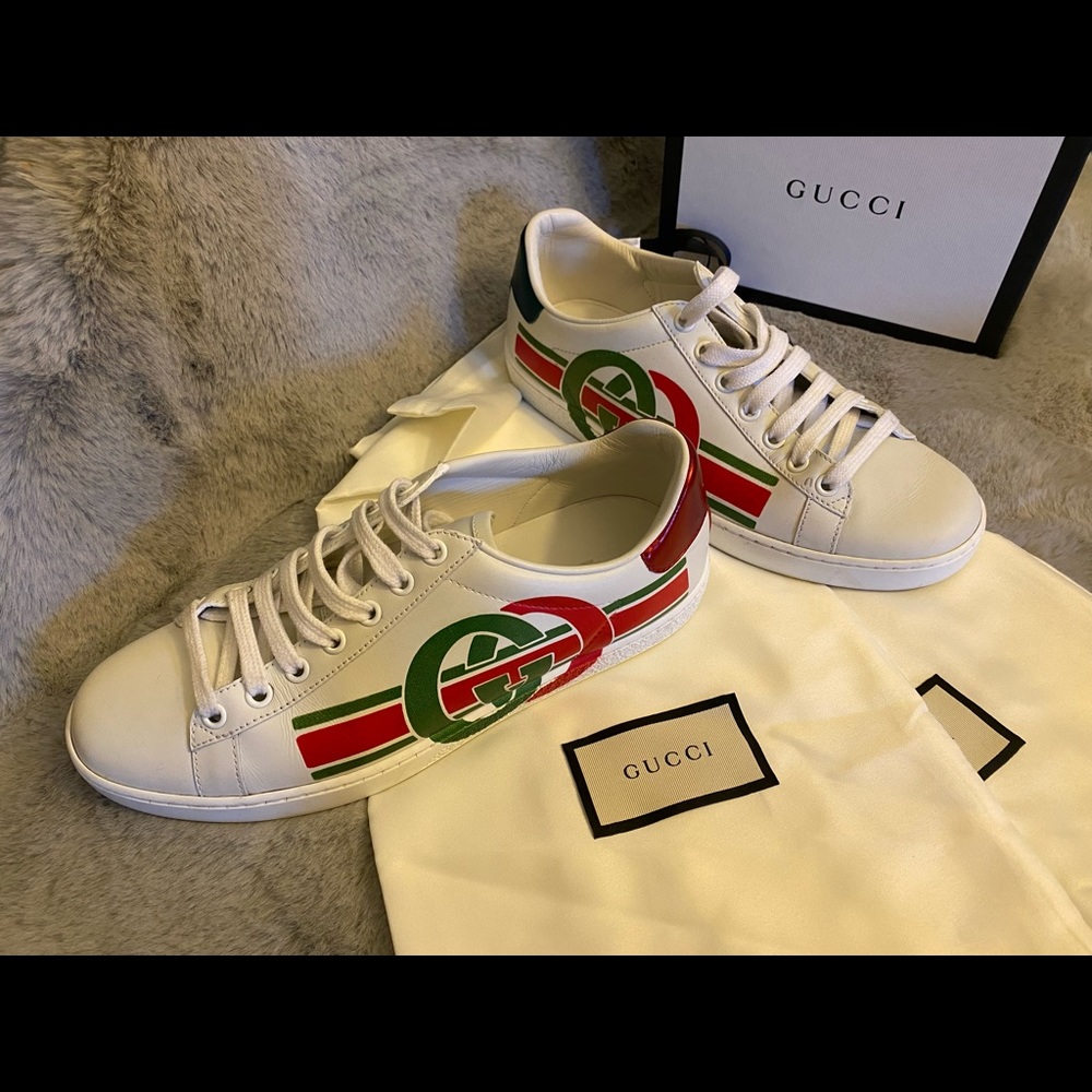 Women’s Gucci Interlocking G Ace Sneakers